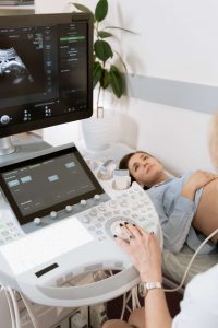 أعراض الحمل بتوأم بعد الحقن المجهري ٣