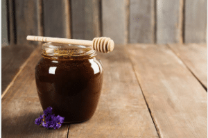فوائد العسل الأسود للنساء 4