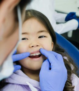 علاج فطريات الفم للاطفال